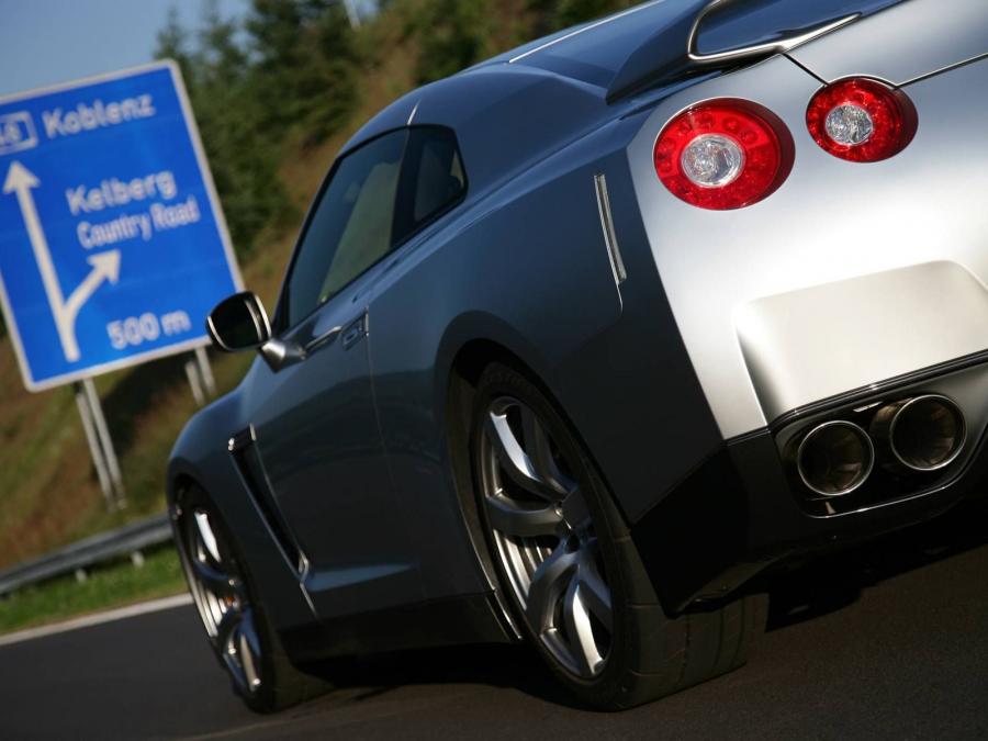  Nissan GT-R 2007 года  (фото 190 из 480)